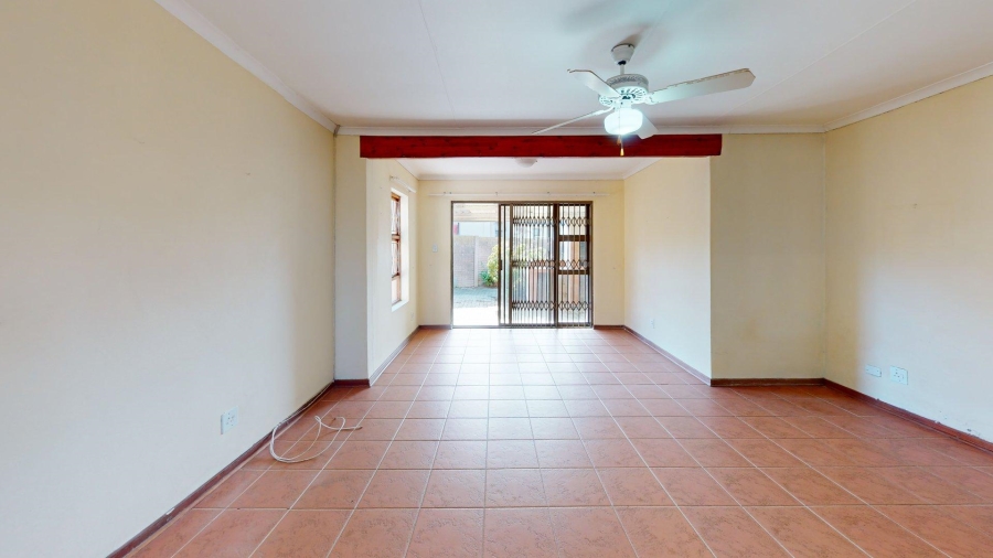 2 Bedroom Property for Sale in Kabega Park Eastern Cape